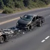Серьезное ДТП на A23 под Эльмсхорном: Легковушка врезалась в фуру и загорелась