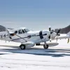 Аварийная посадка Cessna без шасси в США: самолет сел на "живот", пассажиры целы