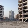 Ракетный удар под Тель-Авивом: жилой дом разрушен, есть жертвы