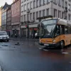 В Гельзенкирхене пьяный водитель мопеда врезался в рейсовый автобус: есть пострадавшие