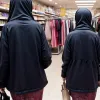 В Берлине разыскивают женщину, которая использовала детей для краж в магазинах