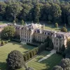 Парис Хилтон купила роскошный особняк Марка Уолберга за $55 млн в Беверли-Хиллз