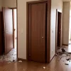 В немецкой Гере пьяный мужчина перепутал квартиру и разгромил дверь