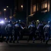 Полиция с танком и гранатами штурмовала бар в квартале красных фонарей Цюриха