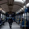 В Германии в поезде избили слепого пассажира: полиция расследует нападение