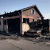 Масштабный пожар в Бад Кройцнах: сгорел карпорт, повреждены дом и автомобили