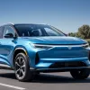 Первый тест-драйв обновленного BMW iX M70: больше мощности и увеличенный запас хода