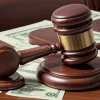 Владелец пиццерии в Германии оштрафован на €14 000 за "зарплаты в конвертах"