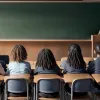 Дебаты в Германии: Предложение ввести миграционные квоты в начальных школах вызвало резкую критику