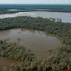 Чудо посреди трагедии: Двух девочек спасли из дерева в Техасе спустя три дня после наводнения