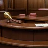 Суд над Кристиной Блок по делу о похищении детей прерван спустя 54 минуты из-за конфликта интересов