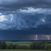 После изнуряющей жары – шторм и град: Юго-Запад Германии готовится к резкой смене погоды