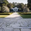 Дональд Трамп "поймал с поличным": ярость президента из-за повреждений в Розовом саду Белого дома