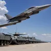 Гигантский военный парад в Китае: Гиперзвуковые ракеты, танки и лидеры трех стран демонстрируют мощь