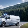 В Германии задержан водитель фейкового полицейского Mercedes Vito с мигалками в Саксонии