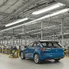 VW удваивает поставки электромобилей и выходит «на обгонный путь»