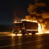 Масштабный пожар на автобане A10: Грузовик с электроникой полностью сгорел, движение перекрыто на часы